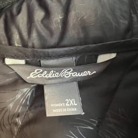 Eddie Bauer Black Puffer Jacket - Picture 3 of 9